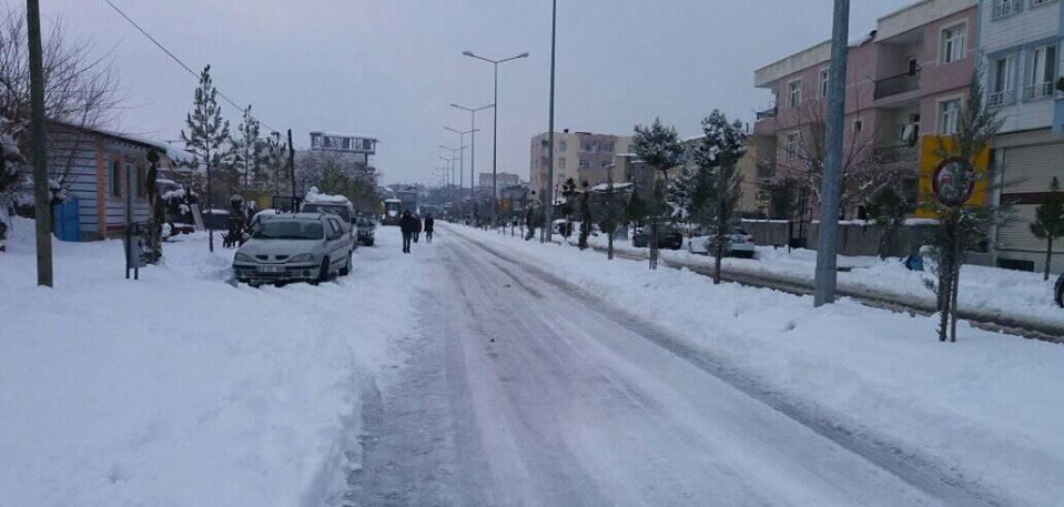 foto1 Kar yağışı Dicle’de hayatı olumsuz etkiledi 14.02.2020