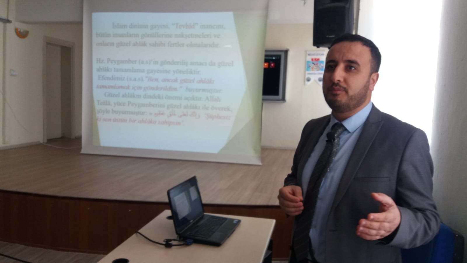 Münir Karaloğlu