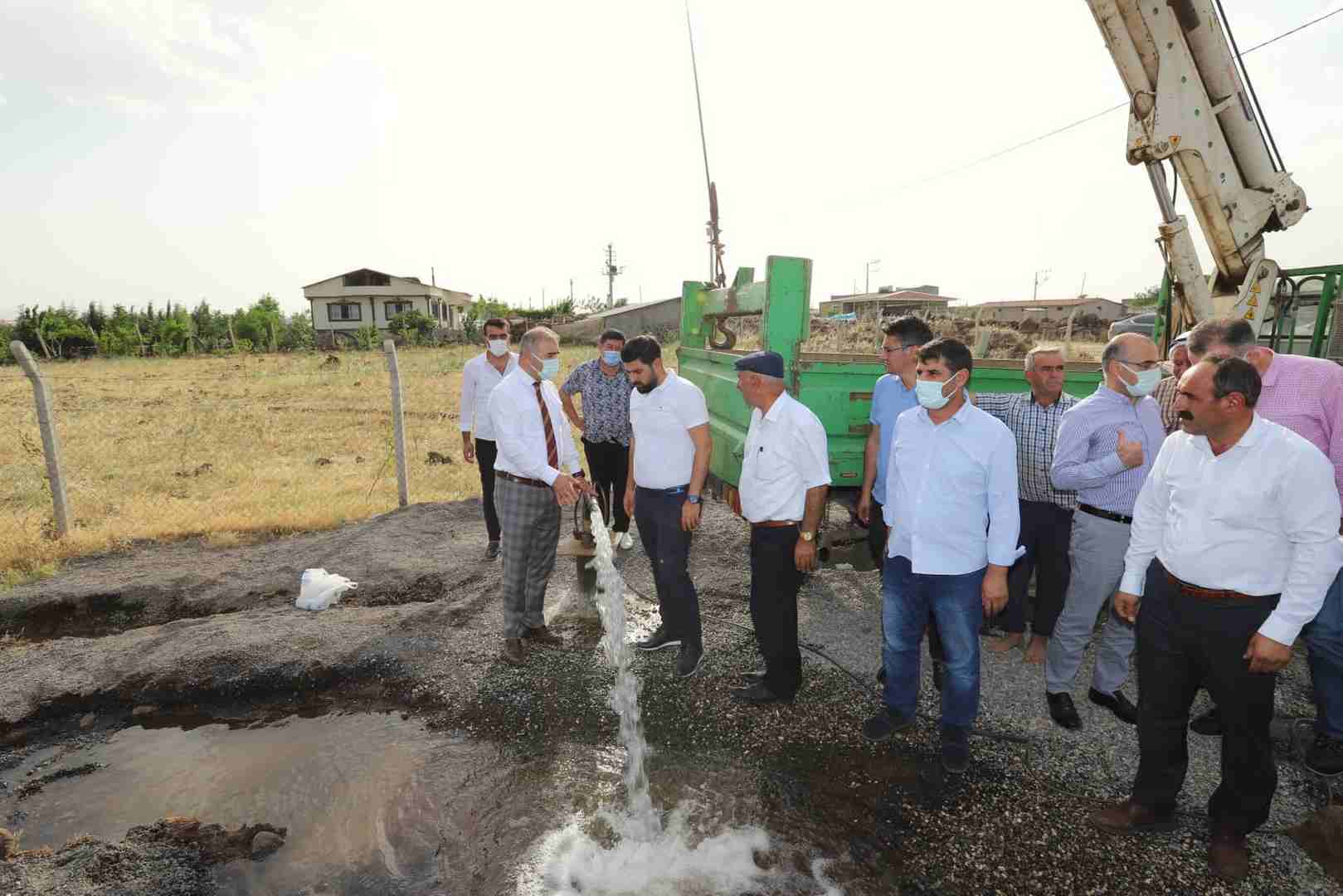28 KIRSAL MAHALLENİN SU SORUNU ÇÖZÜLÜYOR