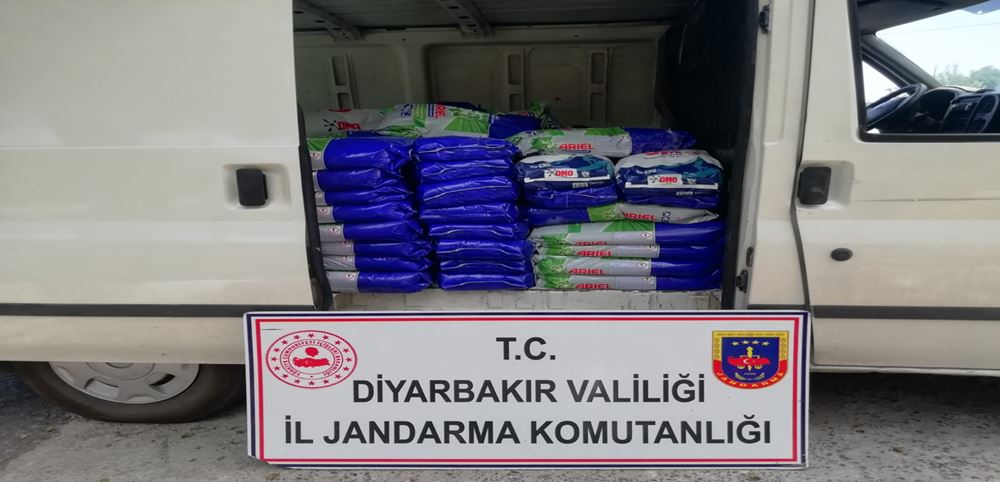 DİYARBAKIR’DA JANDARMA KAÇAKÇILARA GEÇİT VERMİYOR