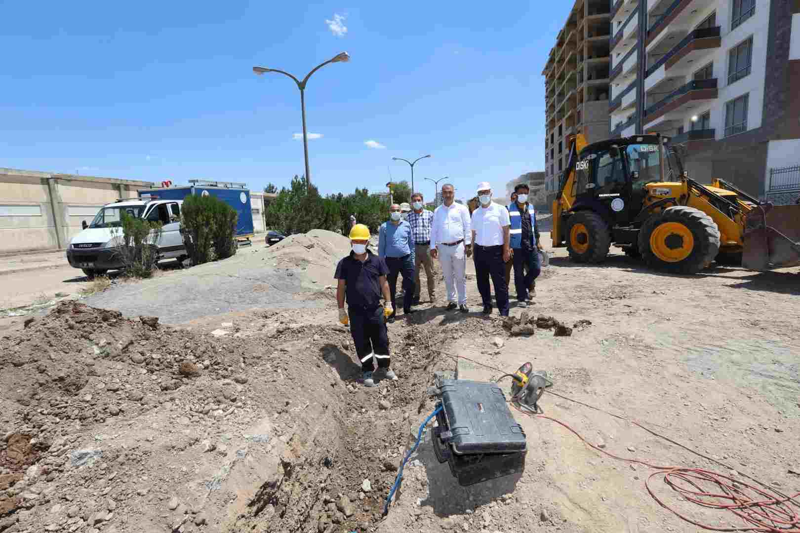 DİSKİ’DEN YENİ YERLEŞİM YERLERİNE İÇME SUYU ŞEBEKESİ