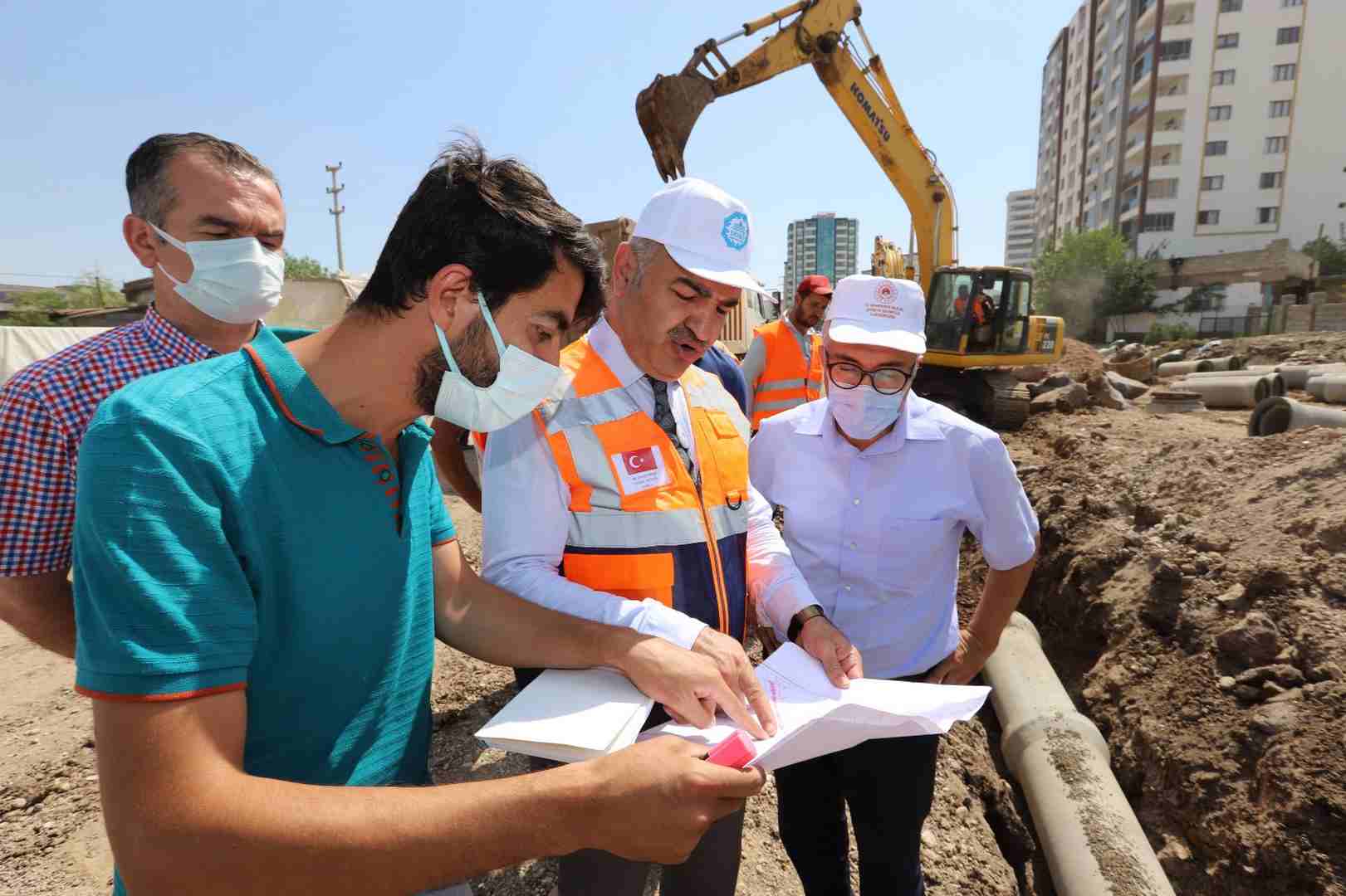 DİSKİ, YENİ YERLEŞİM YERLERİNE KANALİZASYON VE YAĞMUR SUYU ŞEBEKESİ DÖŞÜYOR