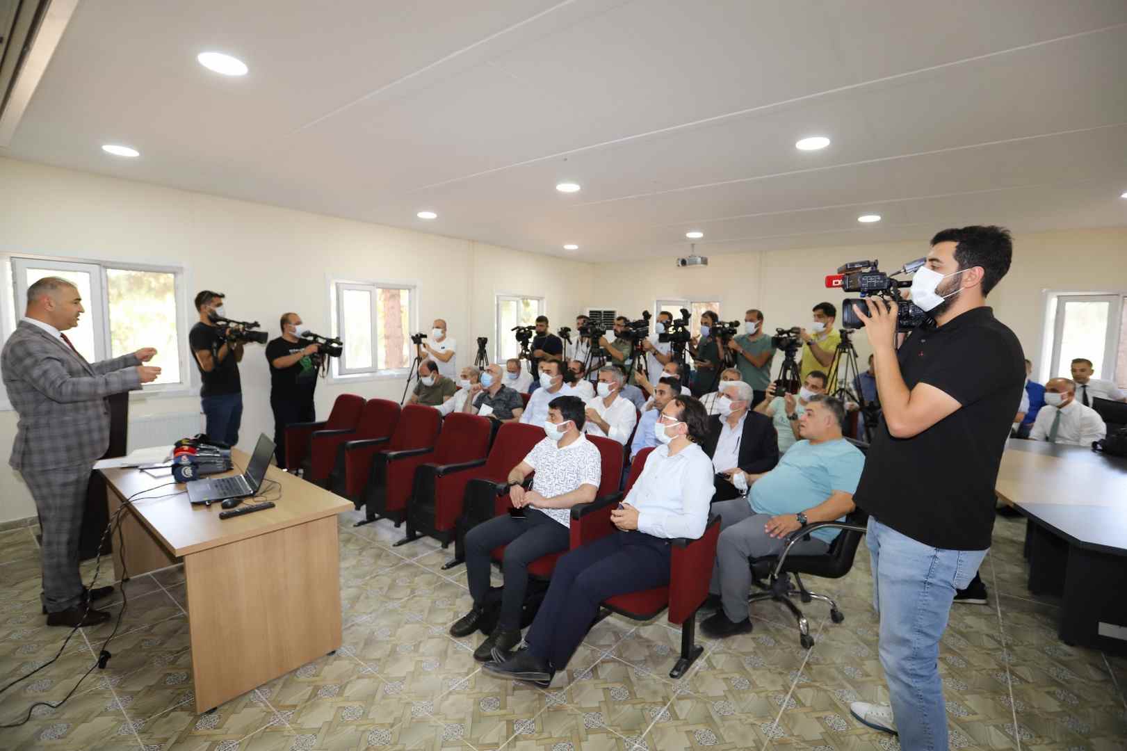 GAZETECİLERE DİSKİ’NİN “SU GİBİ” YATIRIMLARI ANLATILDI