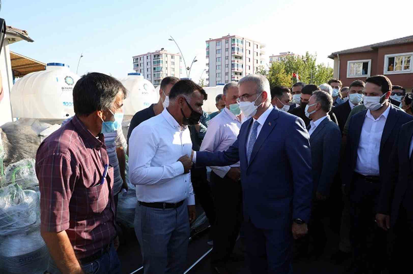 Vali Karaloğlu: Çiftçimizin yanında olmaya devam edeceğiz