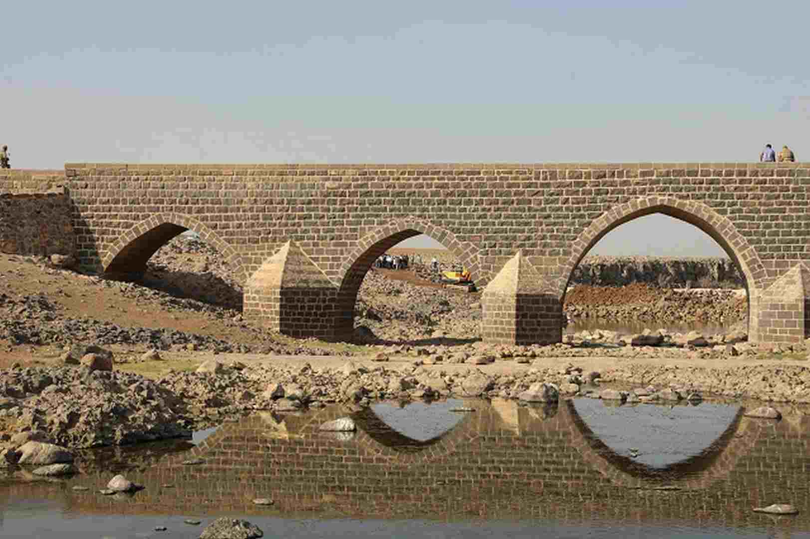 DBB tarihi Dilaver Köprüsü’nün korunması için yeni köprü inşa ediyor