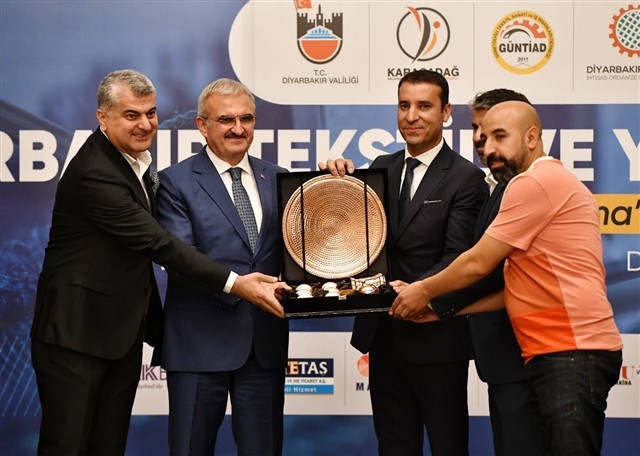 Vali Karaloğlu: “Sanayicimizin her daim emrinde olacağız”