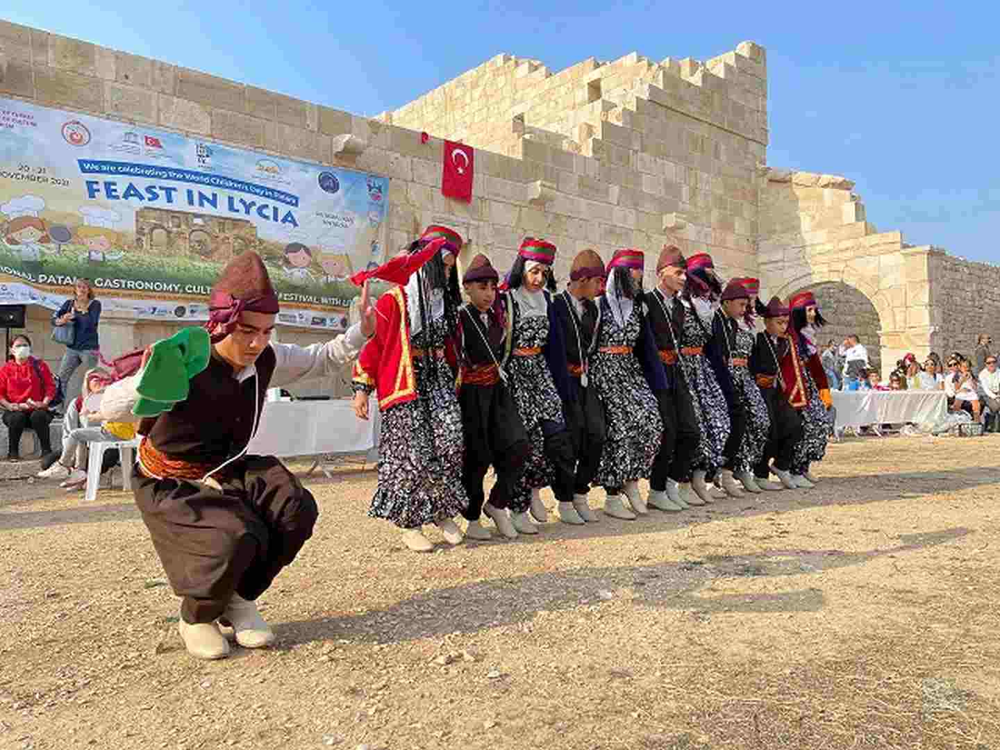 DBB “Minik Şeflerle Gastronomi Kültür ve Sanat Festivali”nde