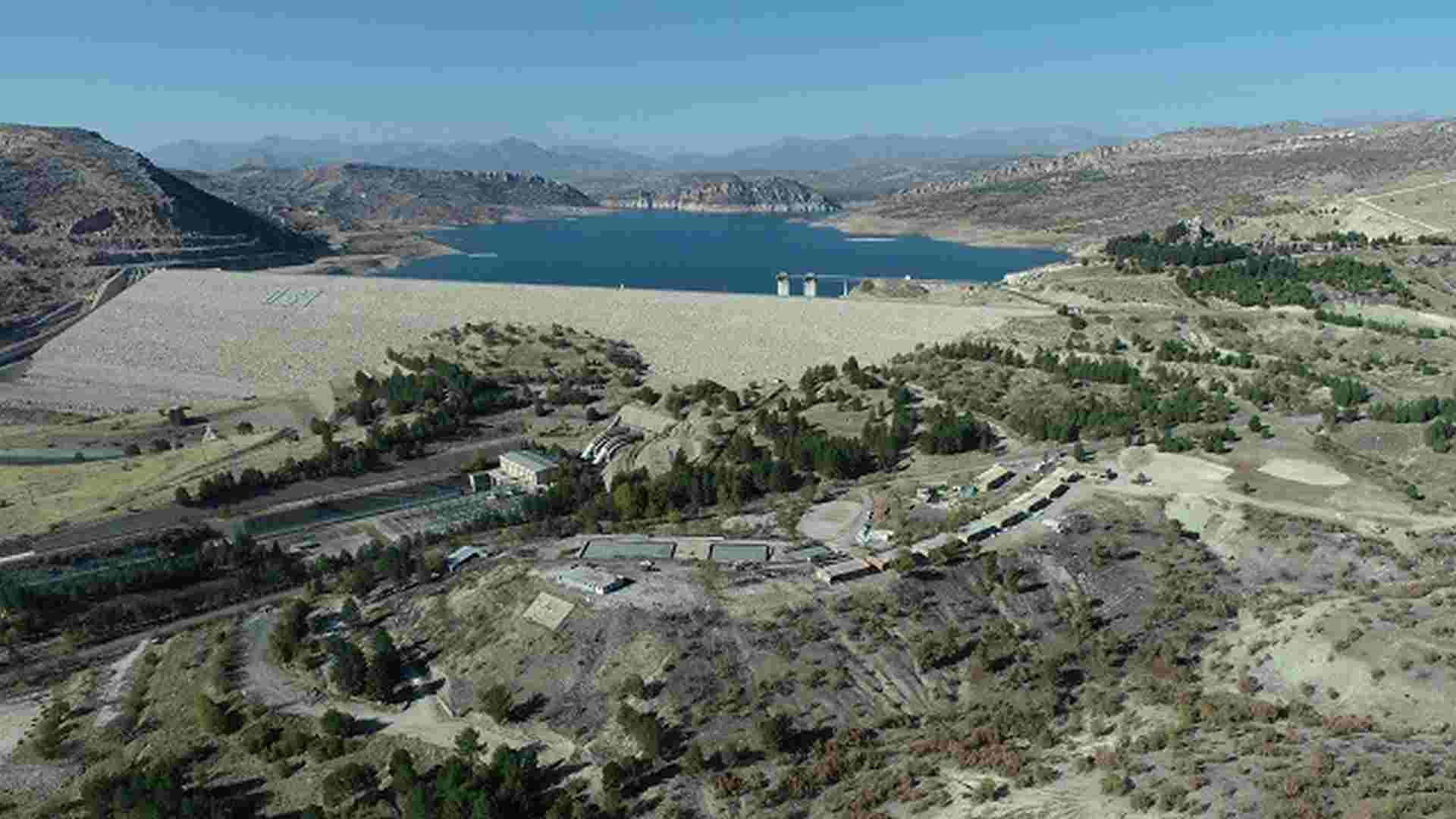 Dicle İlçesinde, bölge gençleri için cazibe merkezi olacak kampın yapımı başladı