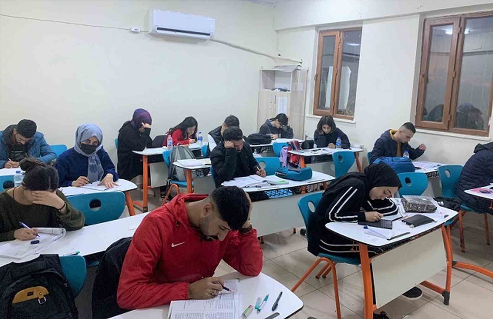 Akademi liselerde akşam etütleri başladı