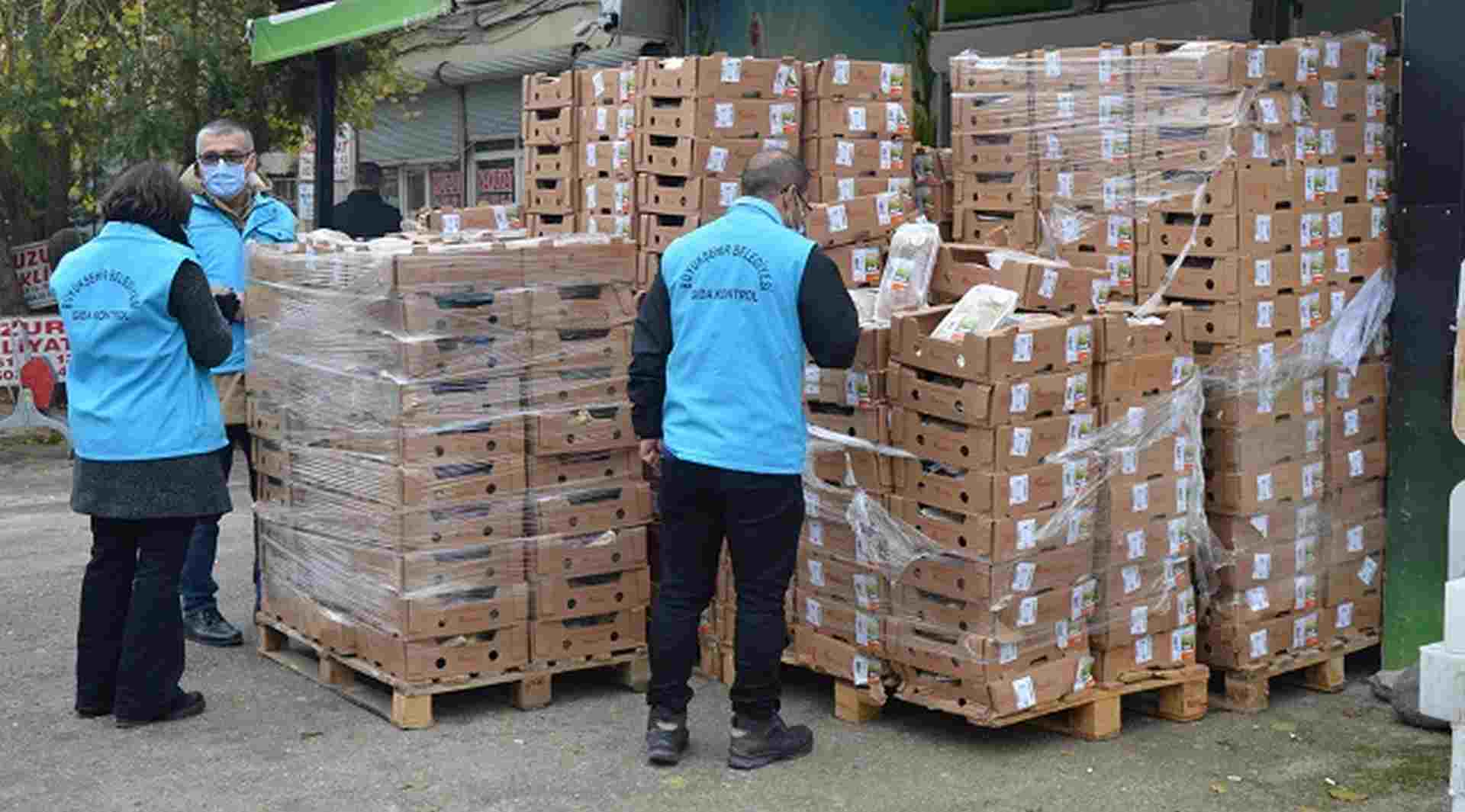 Tarihi geçmiş 4 ton 200 kilo et imha edildi