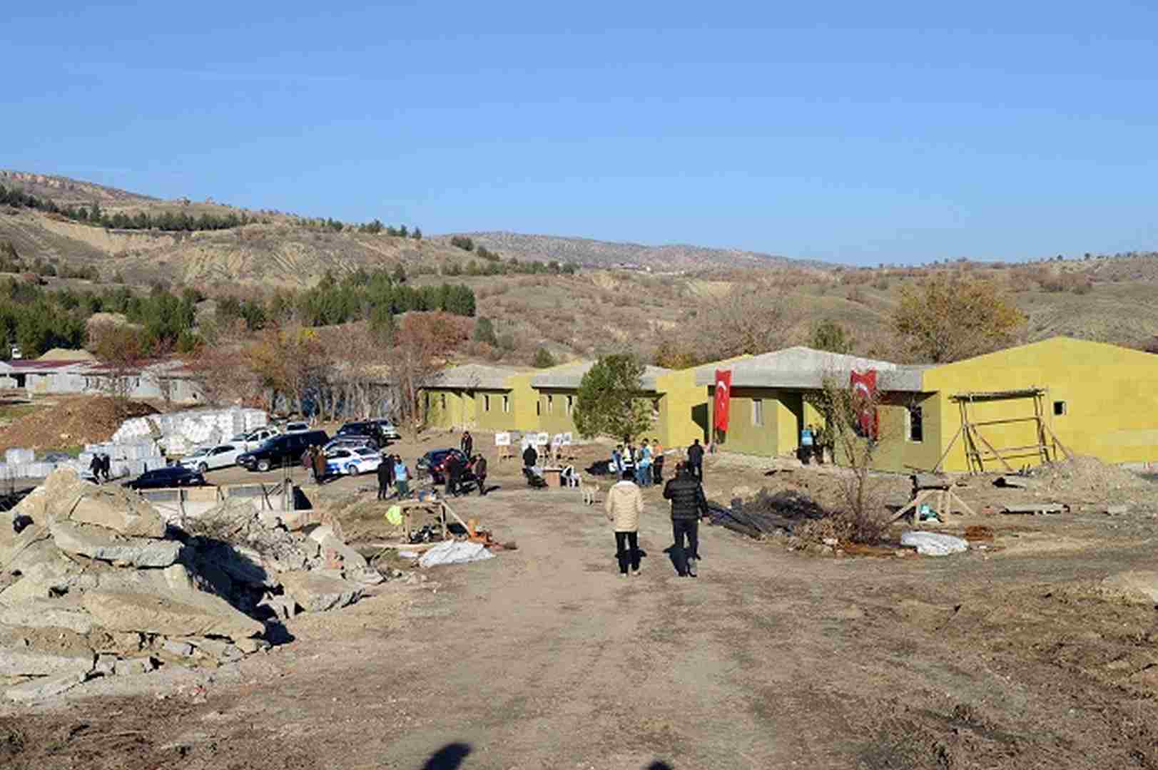 Türkiye’nin sayılı gençlik kamplarından biri Dicle İlçesinde inşa ediliyor