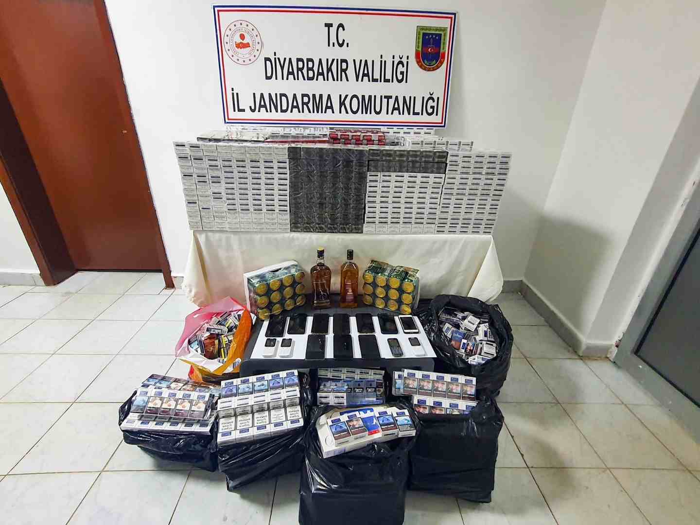 Diyarbakır’da 5 bin 11 paket kaçak sigara ele geçirildi