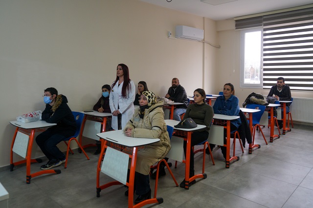 DİSMEK “Halk Üniversitesi” olma yolunda ilerliyor