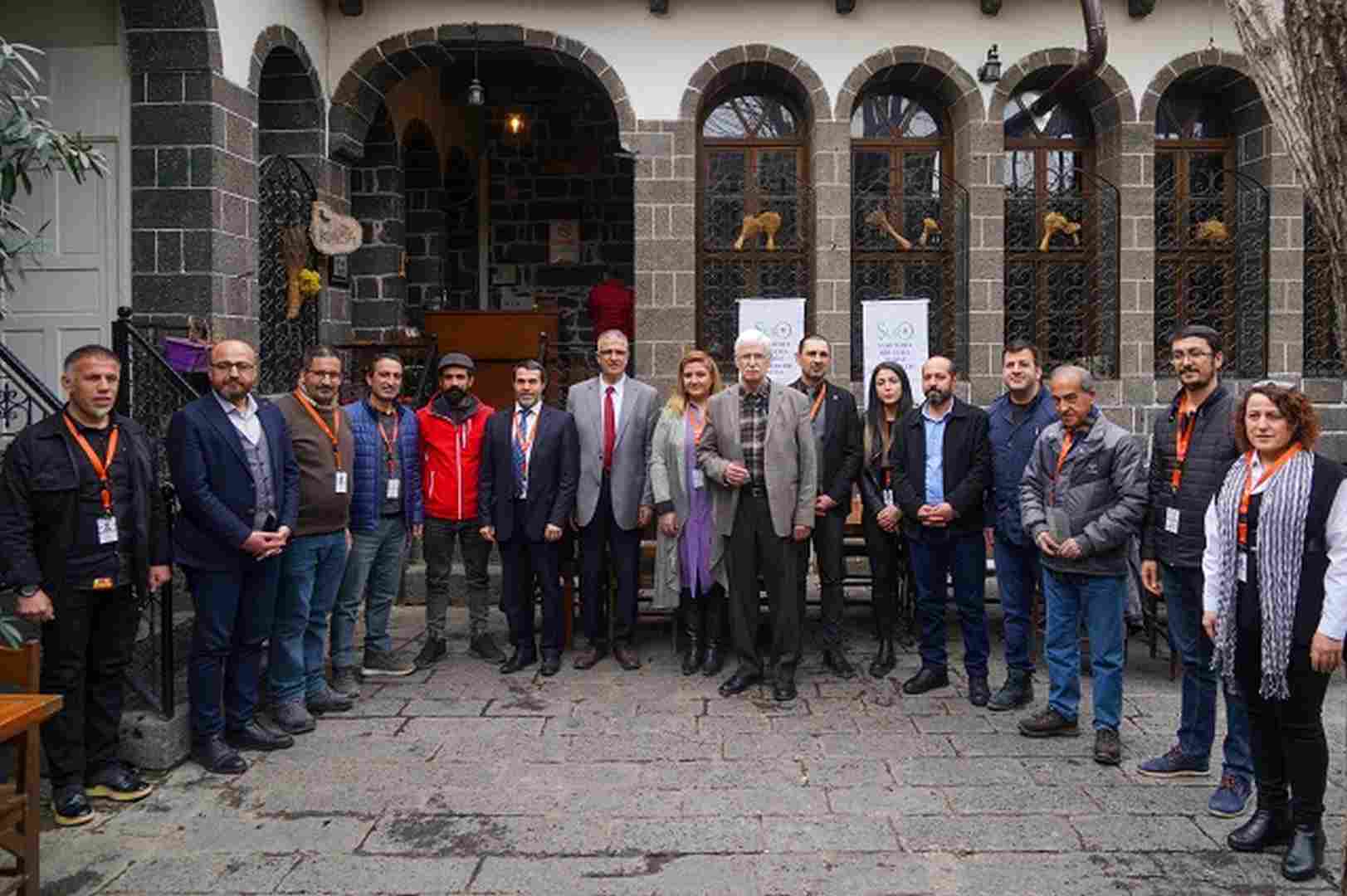 Turist rehberleri Diyarbakır’da buluştu