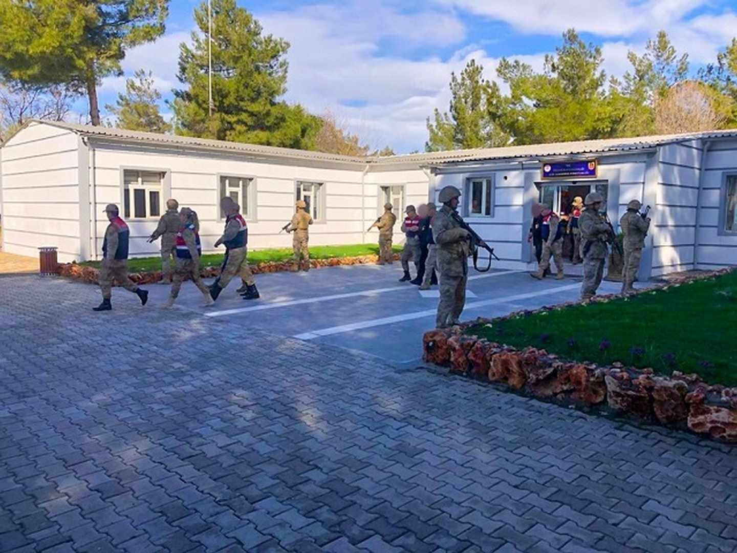 35 ayrı dolandırıcılık olayında 682 bin TL haksız kazanç elde eden 5 şüpheli yakalandı