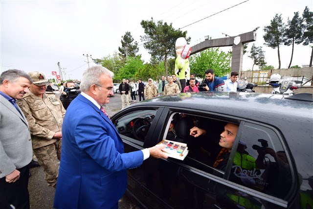 Vali Karaloğlu’ndan emniyet kemeri uyarısı