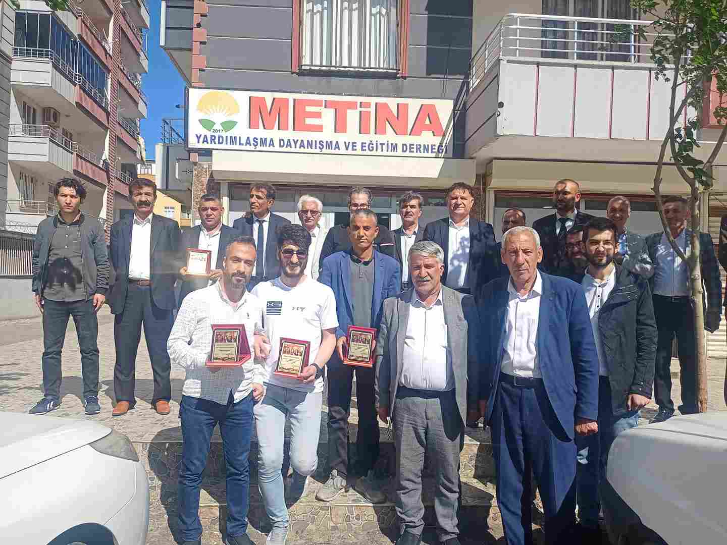 Metina Derneği ve Yazar-Şair Devran Yiğit Sinanoğlu gazetecilerle bir araya geldi