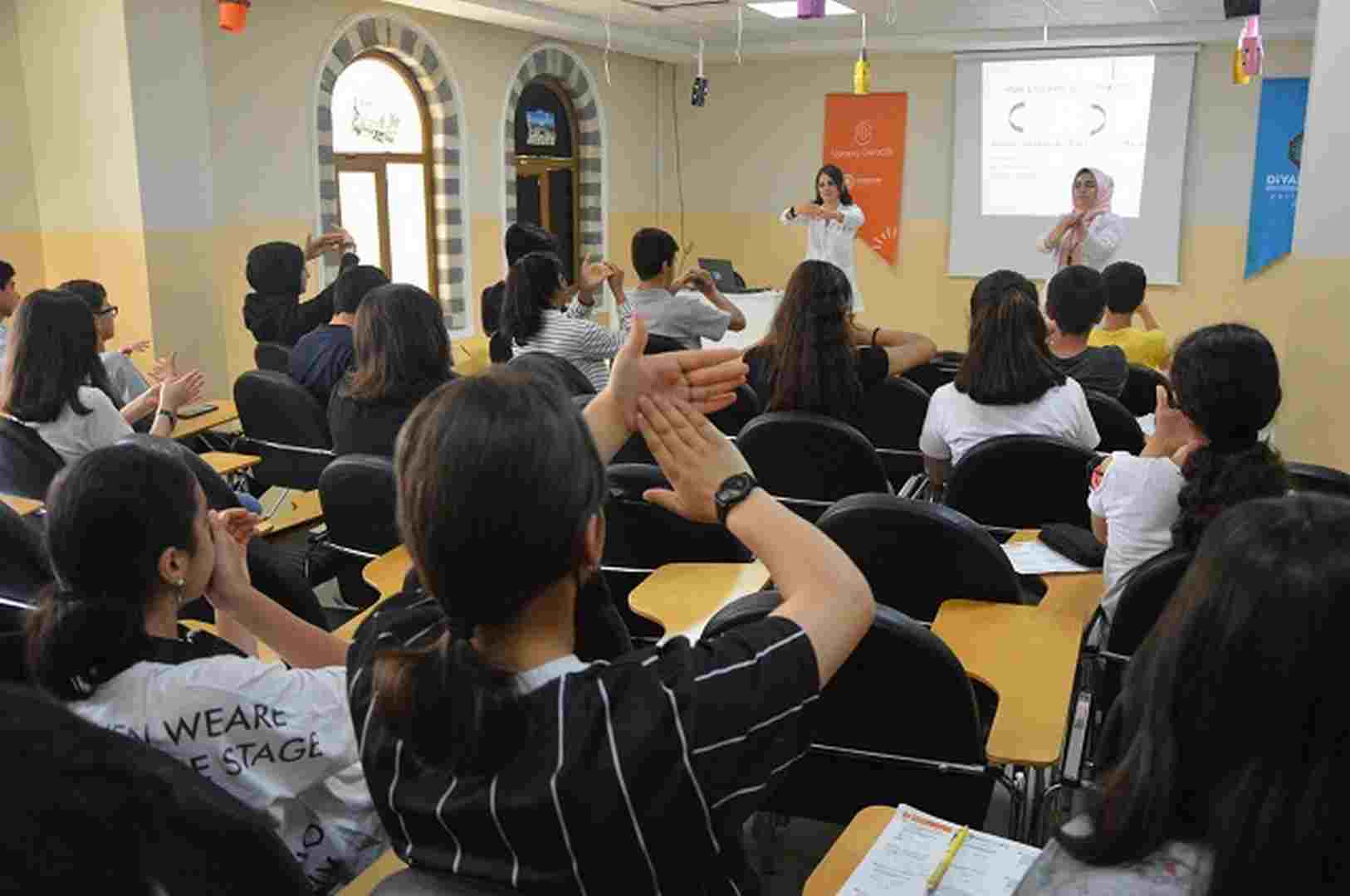 LGS öncesi öğrencilerine sınav kaygısı ve motivasyon eğitimi