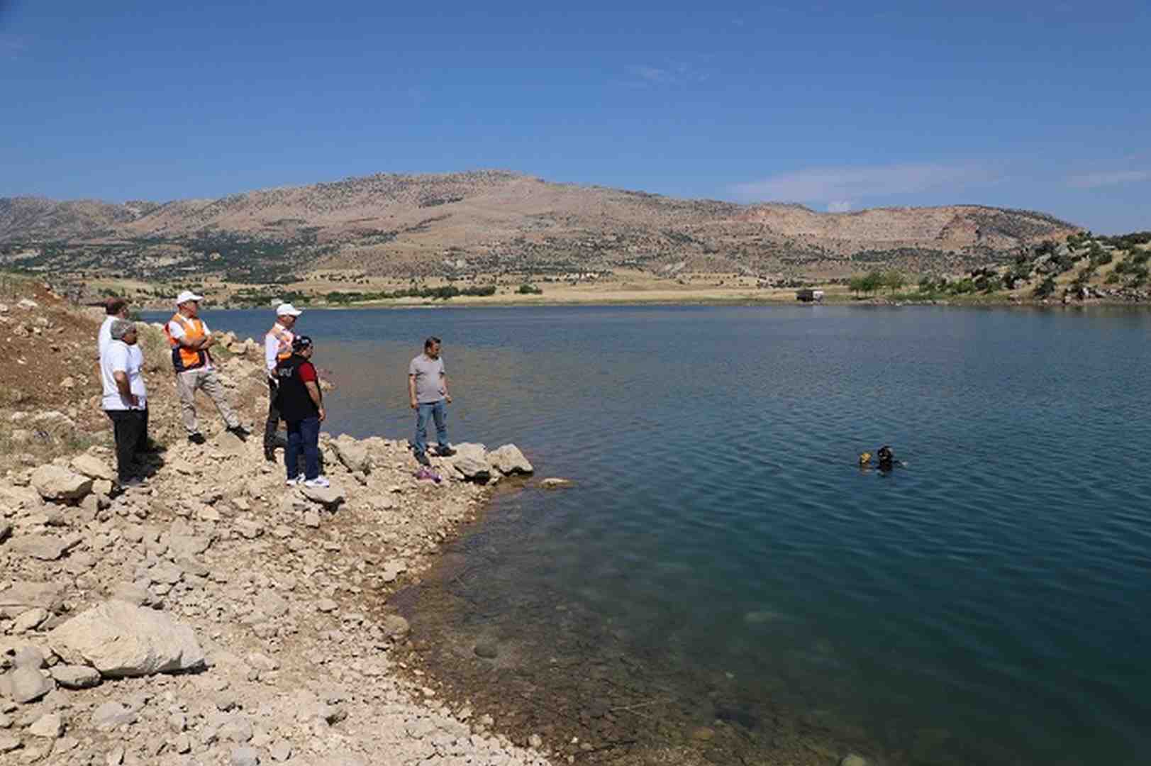 DİSKİ’den su altında temizlik