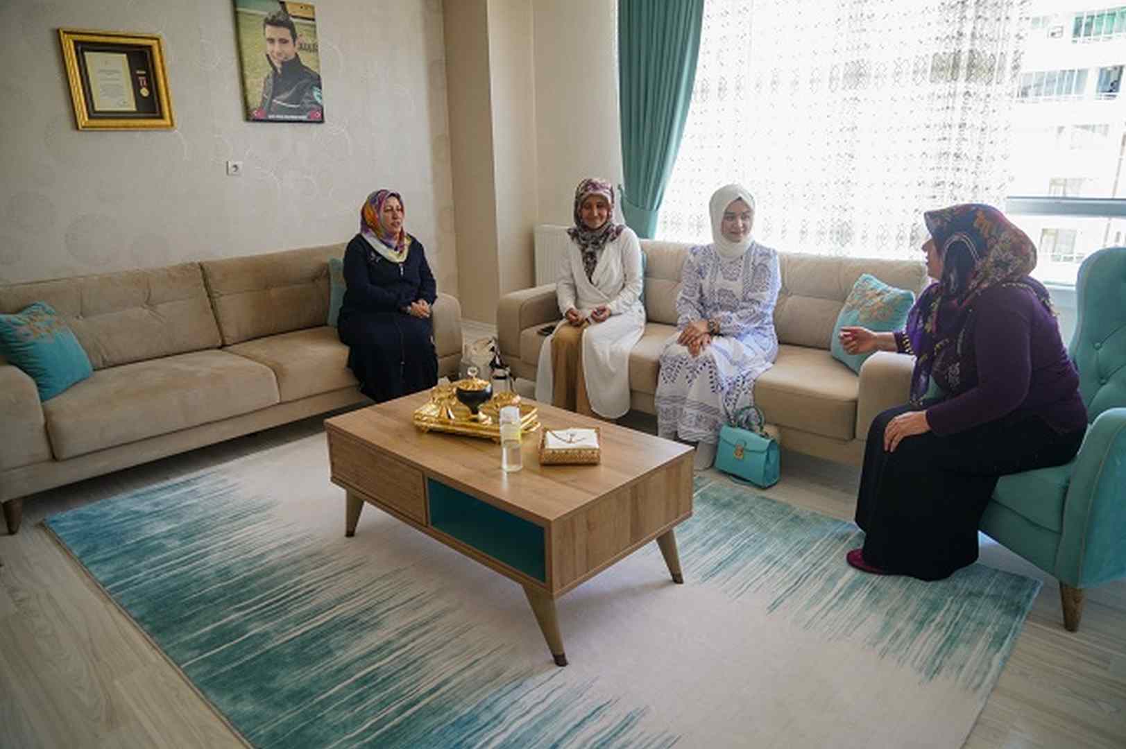 Şehit ailelerine bayram ziyareti