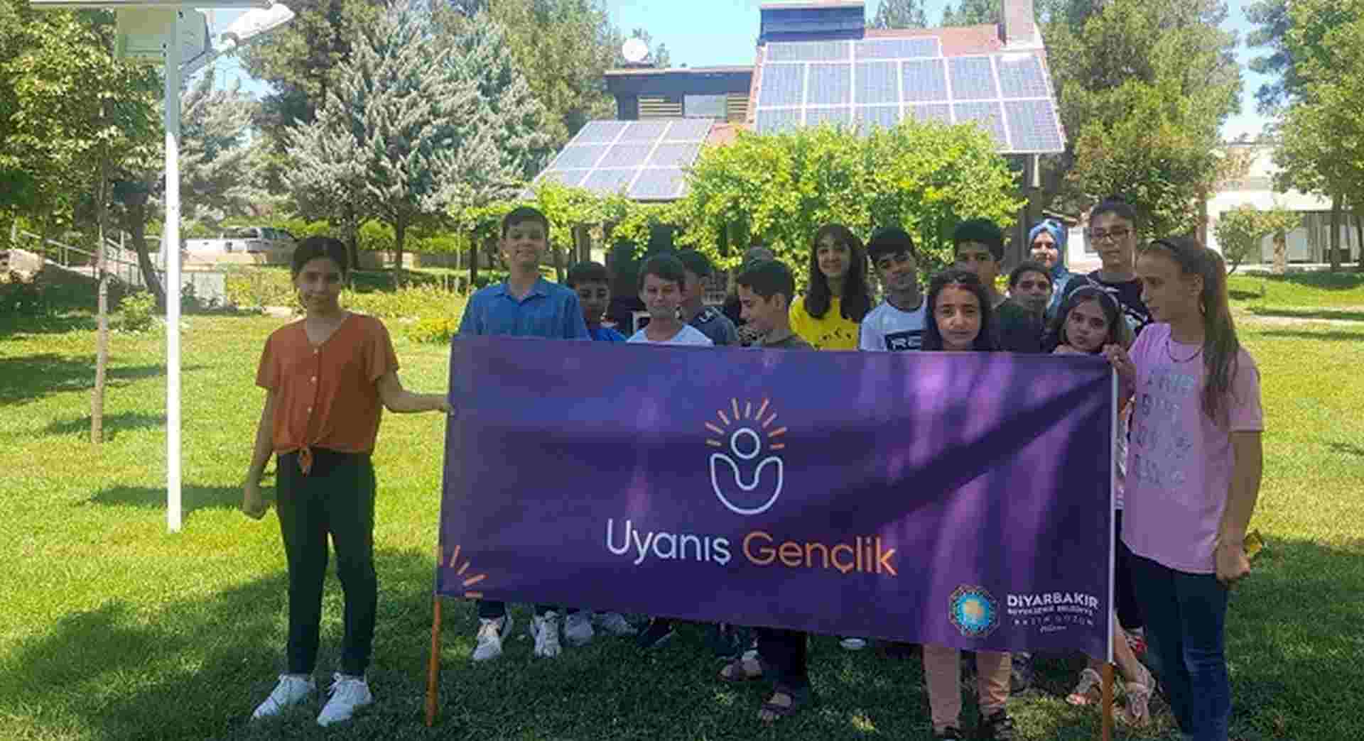 Bismil Prof. Dr. Aziz Sancar Bilgi Evi öğrencileri Güneş Evi’ni gezdi