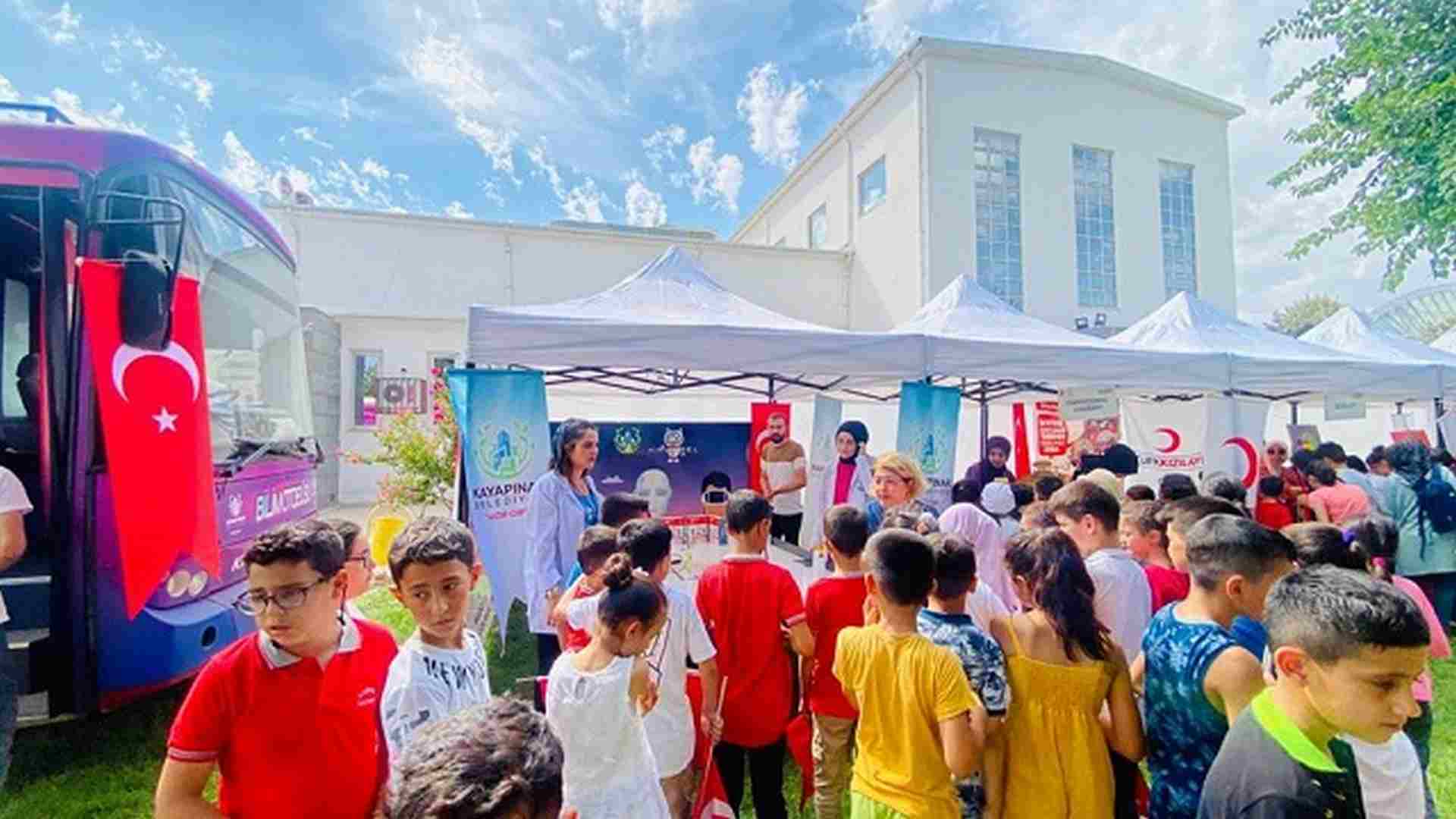 Mezopotamya Bilim Şenliği’nde Kayapınar Belediyesi’nin standı yoğun ilgi gördü