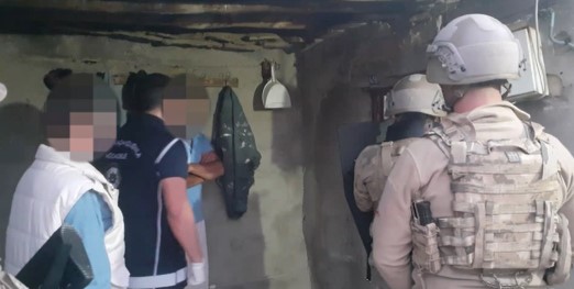 Diyarbakır Polisi kaçak göçmenlere geçit vermiyor