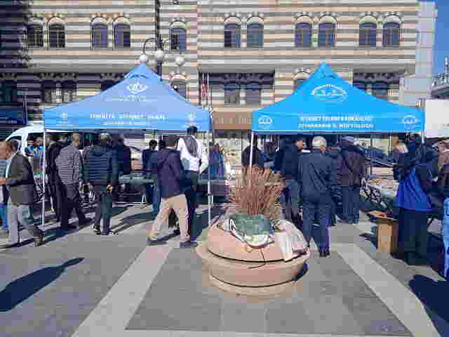 Diyarbakır’da kütüphaneler için kermes düzenlendi