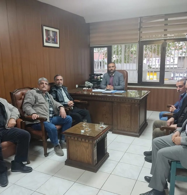 EMEKLİLER DİYARBAKIR MECLİSİ DEVA PARTİLİ SİNANOĞLU’YLA BİR ARAYA GELDİ