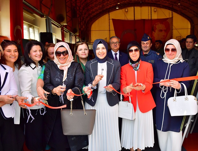 Aile Destek ve Eğitim Merkezi Yıl Sonu Sergisi Açıldı