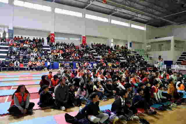 Dev ekranda derbi keyfi