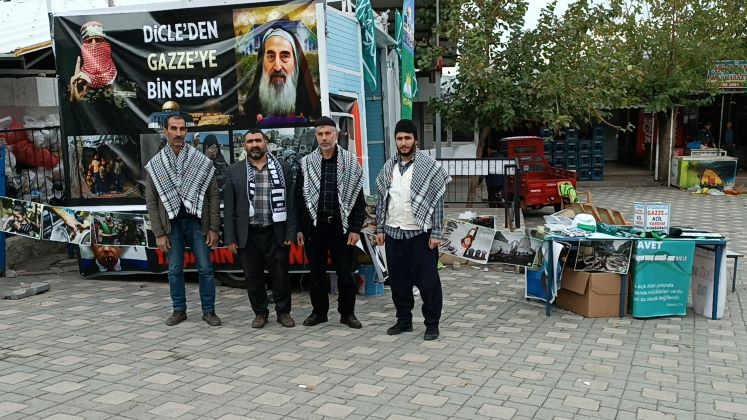 Dicle HÜDA-PAR’dan Gazze için resim ve yardım standı