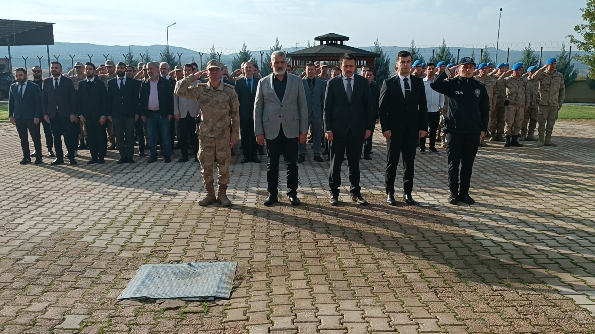 Dicle İlçesinde 10 Kasım Atatürk’ü anma programı gerçekleşti