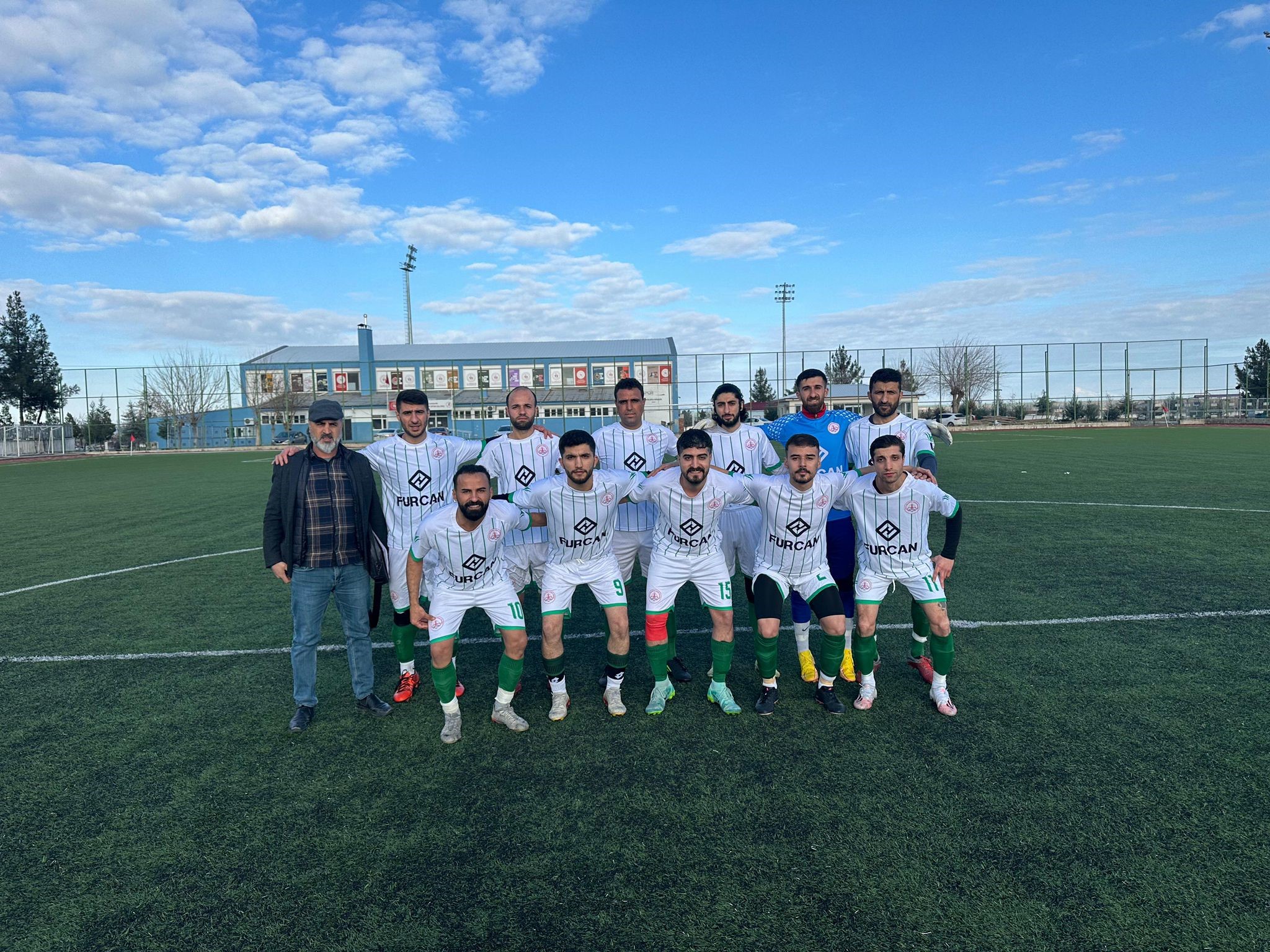 Dicle Gençlikspor rakibini 6-1’li skorla yendi