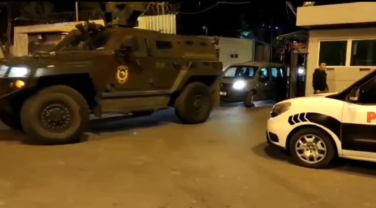 Diyarbakır’da hırsızlık ve gasp yapan çeteye piyon operasyonu: 9 tutuklama