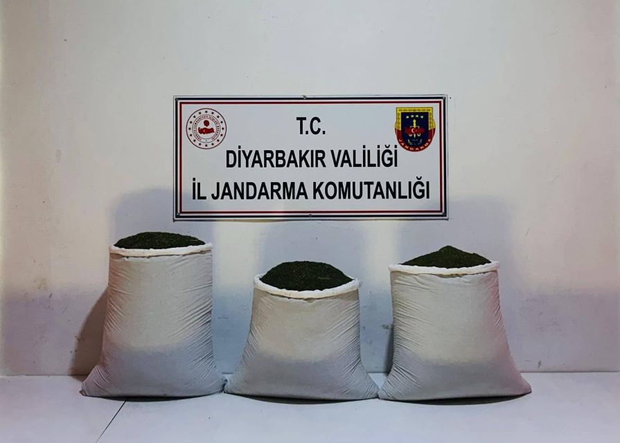 Diyarbakır’da 67 kilogram esrar ele geçirildi