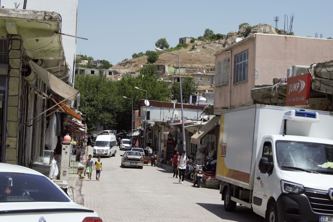 VATANDAŞLARLA DİCLE İLÇESİNİ VE GÜNDEMİ KONUŞTUK