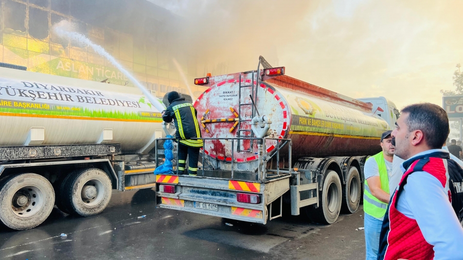 Sanayi Sitesinde çıkan yangın söndürüldü