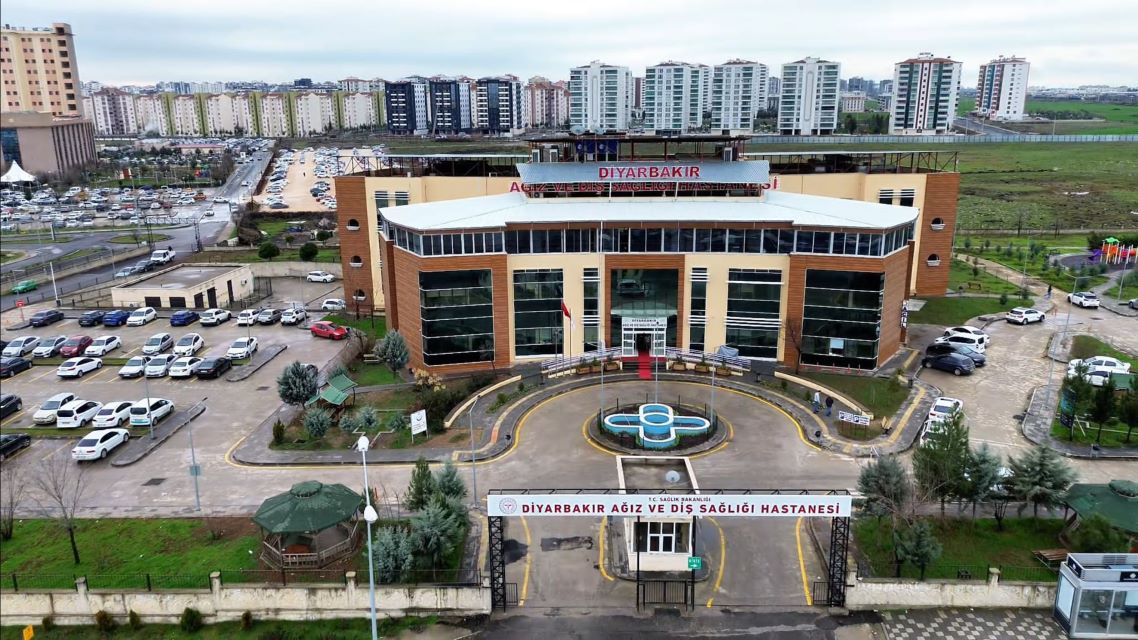 Diyarbakır Ağız ve Diş Sağlığı Hastanesi Yılın İlk On Ayında 479 bin 115 Hastaya Sağlık Hizmeti Verdi