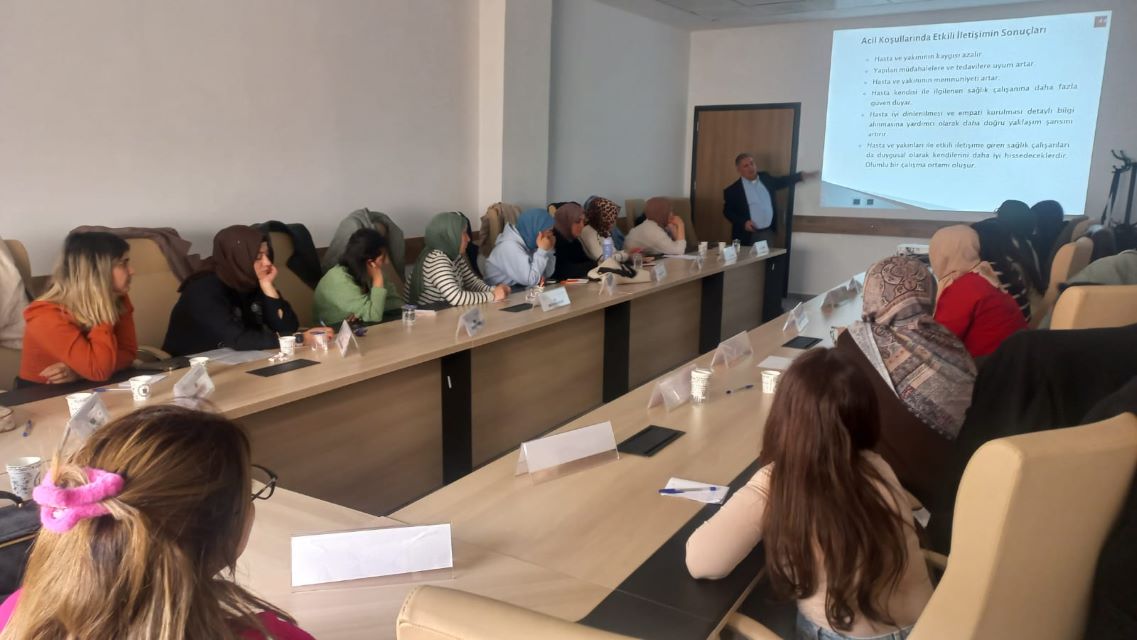 Diyarbakır’da “Acil Obstetrik Bakım” Eğitimi Düzenlendi