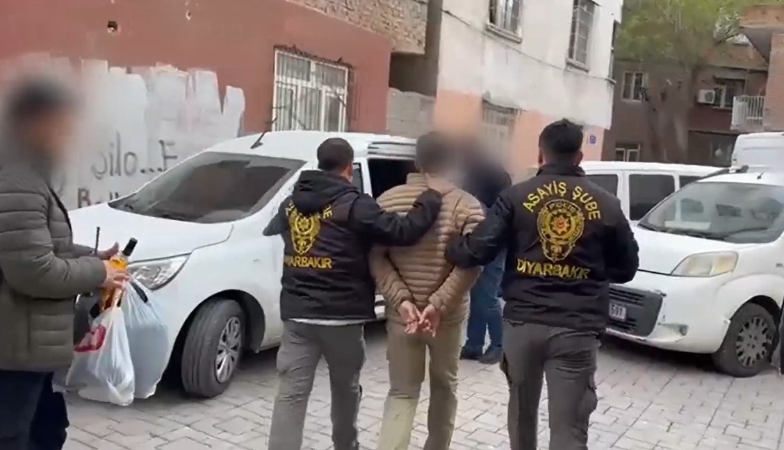DİYARBAKIR POLİSİNDEN 21 HIRSIZLIK OLAYIYLA İLGİLİ OPERASYON: 2 TUTUKLAMA