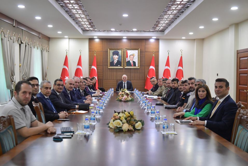 DİYARBAKIR’DA ORMAN YANGINLARIYLA MÜCADELE KOMİSYONU TOPLANDI