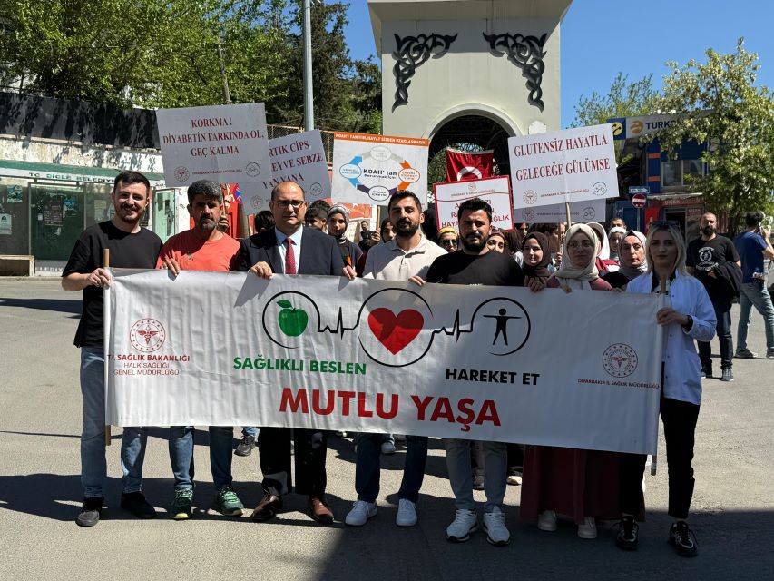Dicle’de “Sağlıklı Yaşam Yürüyüşü” düzenlendi