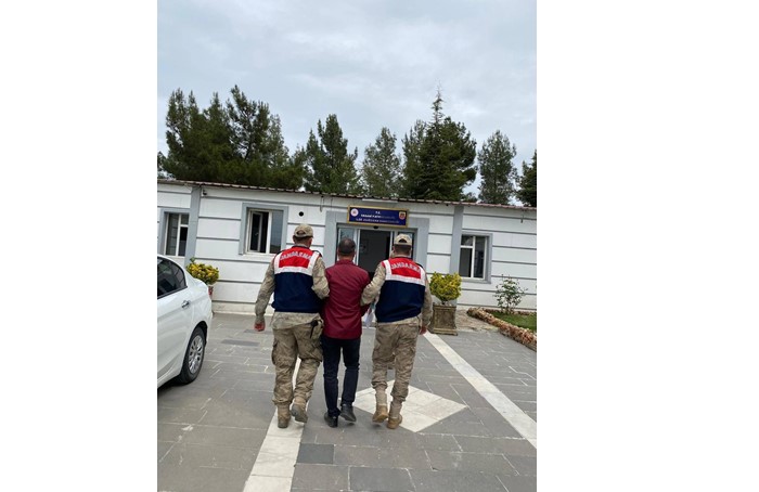 Hakkında kesinleşmiş hapis cezası olan 1 şahıs yakaladı