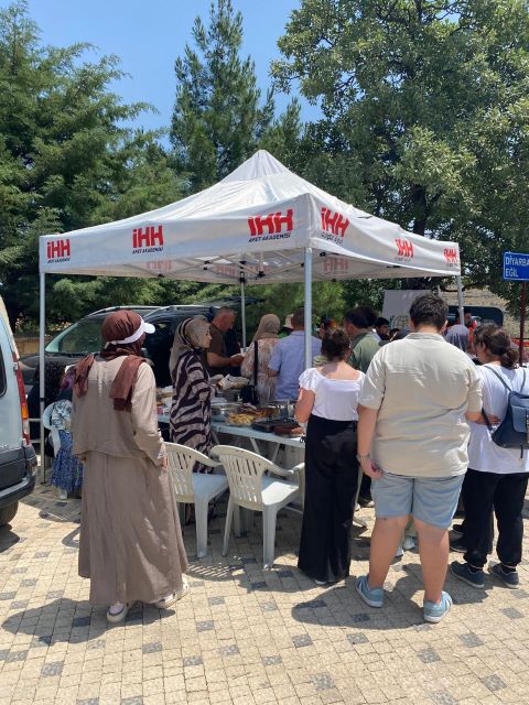 Eğil İlçesinde Gazze halkı için yardım etkinliği düzenlendi