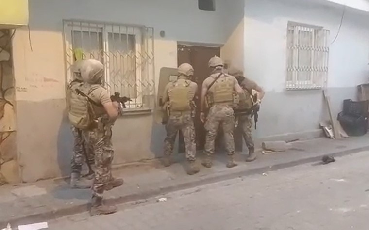 DOLANDIRICILIK ÇETESİNE “OLTA” OPERASYONU: 12 TUTUKLAMA