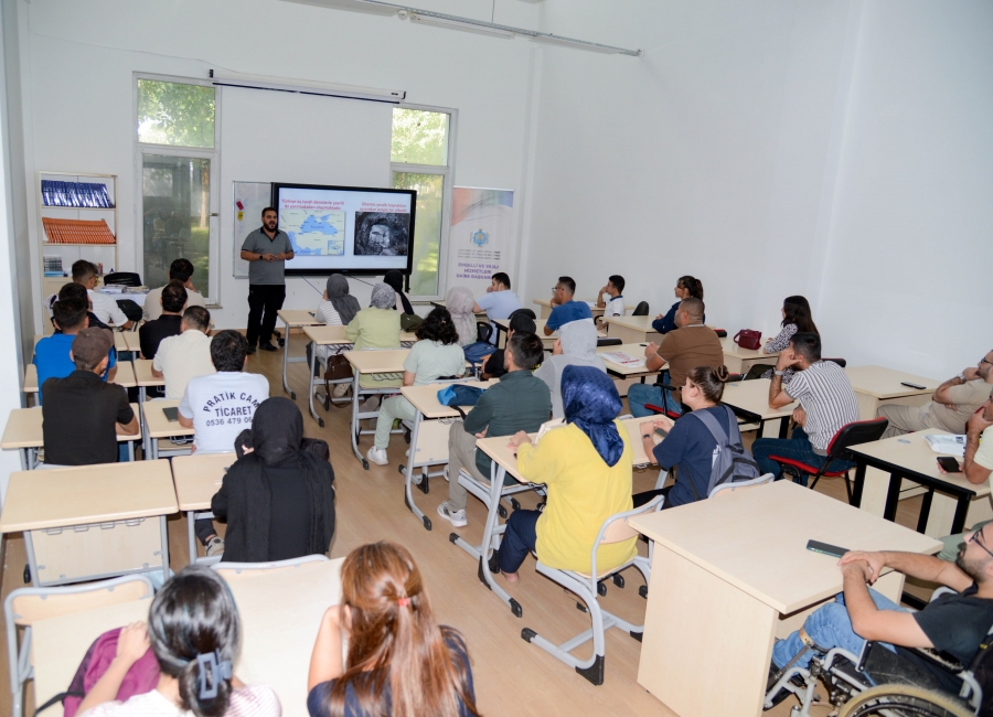 Engelliler için ücretsiz E-KPSS Kursu’nda eğitimler başladı