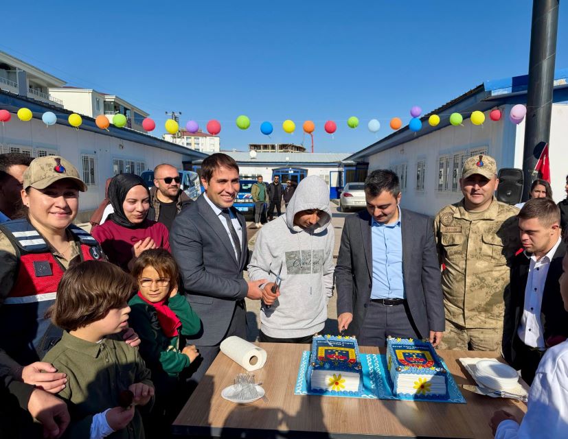 Dicle’de Jandarma’dan 3 Aralık Dünya Engelliler Günü Ziyareti