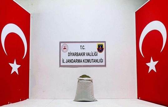 Diyarbakır’da 23 kilogram esrar ele geçirildi
