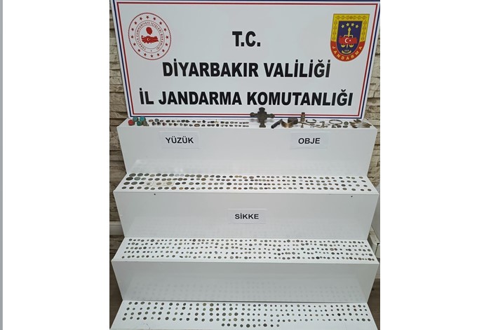 Diyarbakır’da 690 adet sikke ele geçirildi